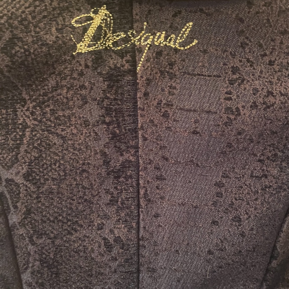 Coat - Picture 6 of 9
